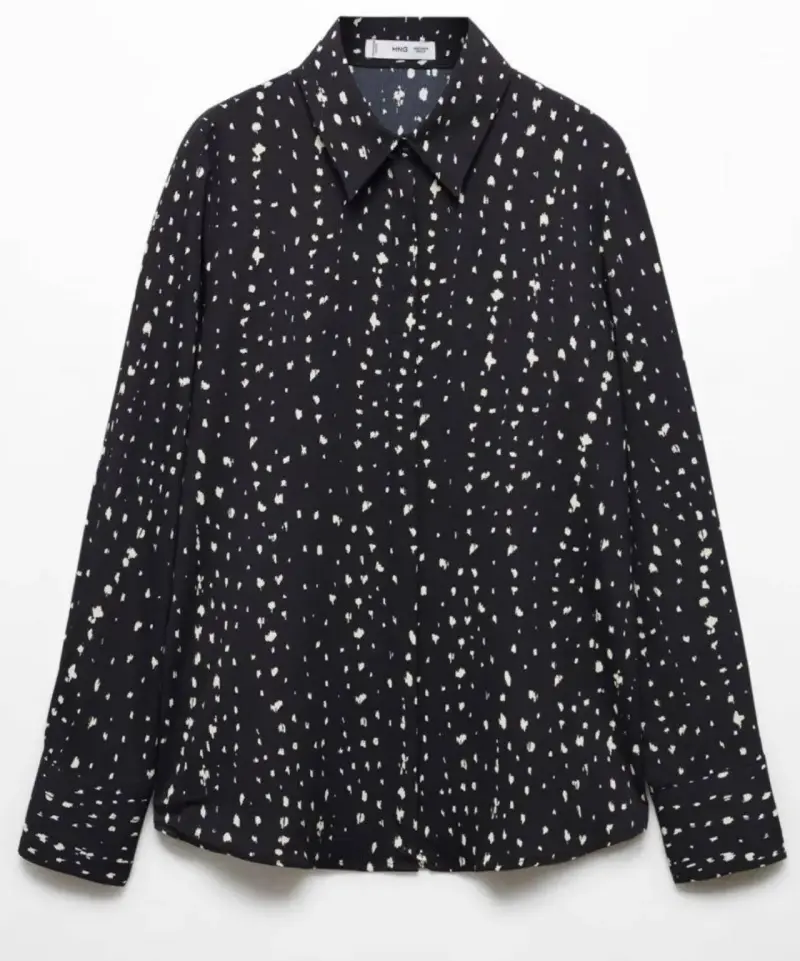 Blusa negra con estampado de puntos blancos - 1