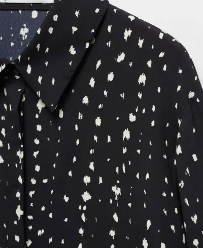 Blusa negra con estampado de puntos blancos - miniatura 2
