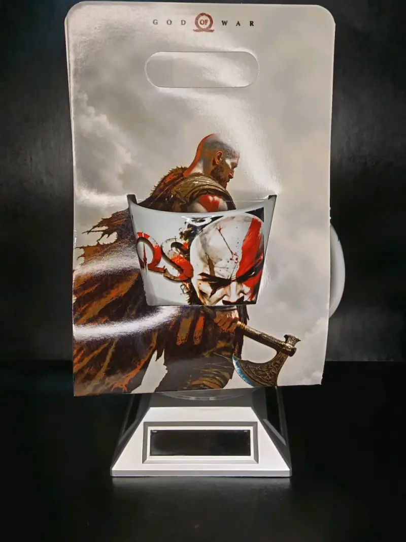 Taza de cerámica God of War Kratos con porta taza - 4