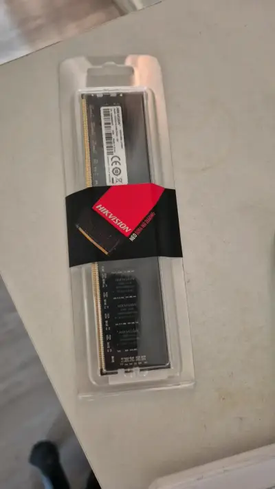 Memoria RAM Hikvision DDR4 16GB 2666MHz - miniatura 1
