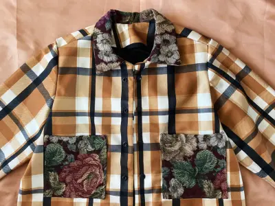 Chaqueta Crop Tartán con bolsillos florales - miniatura 2