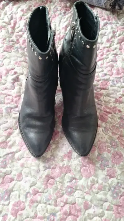 Botines de cuero negro con tacón y tachas Gacel - miniatura 4