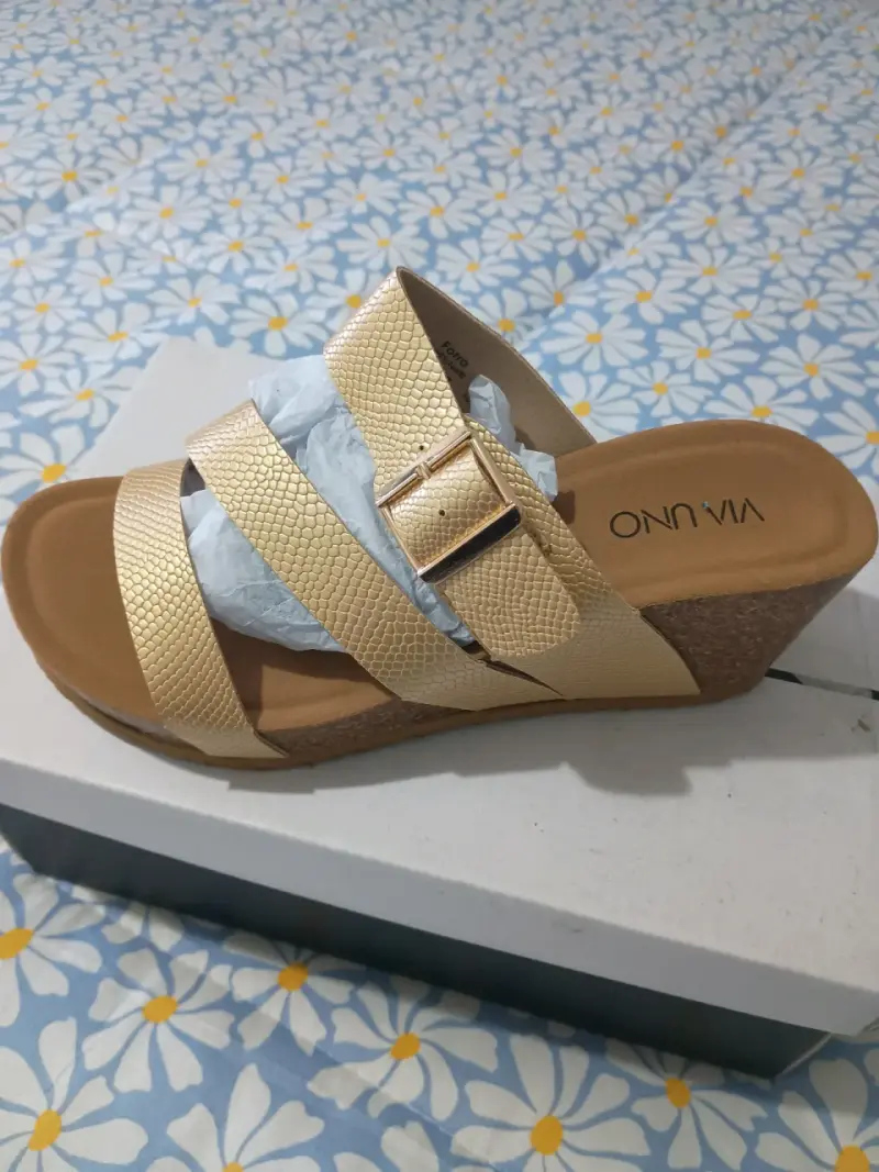 Sandalias casuales doradas talla 37 - 4
