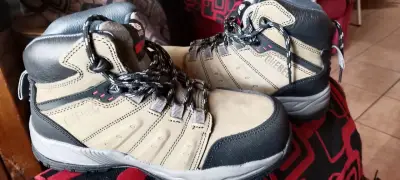 Botas de trekking Quebec beige y negras - miniatura 1