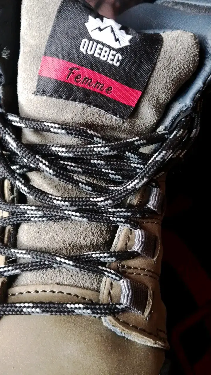 Botas de trekking Quebec beige y negras - 2