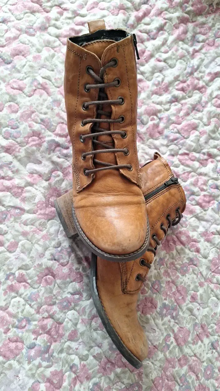 Botines de cuero marrón con cierre lateral - 4