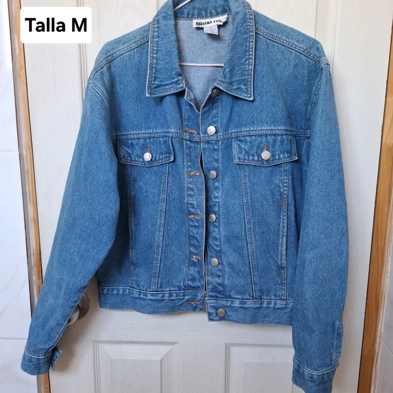 Chaqueta de mezclilla azul talla M