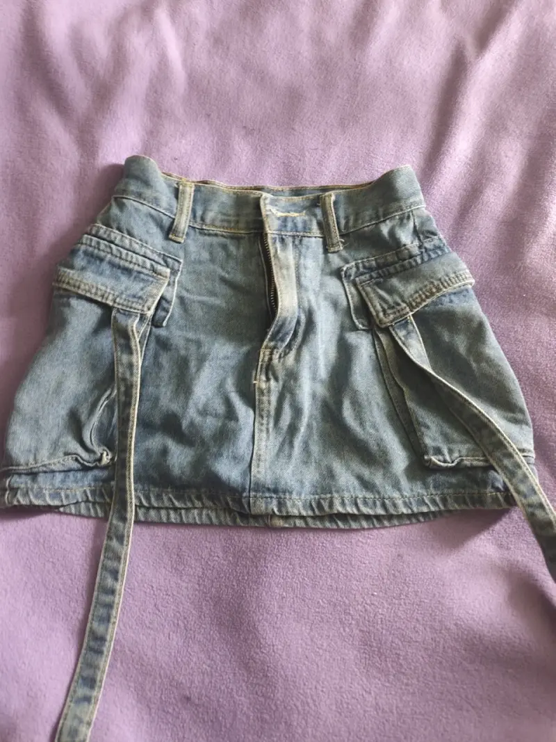 Falda de mezclilla azul cargo talla XXS