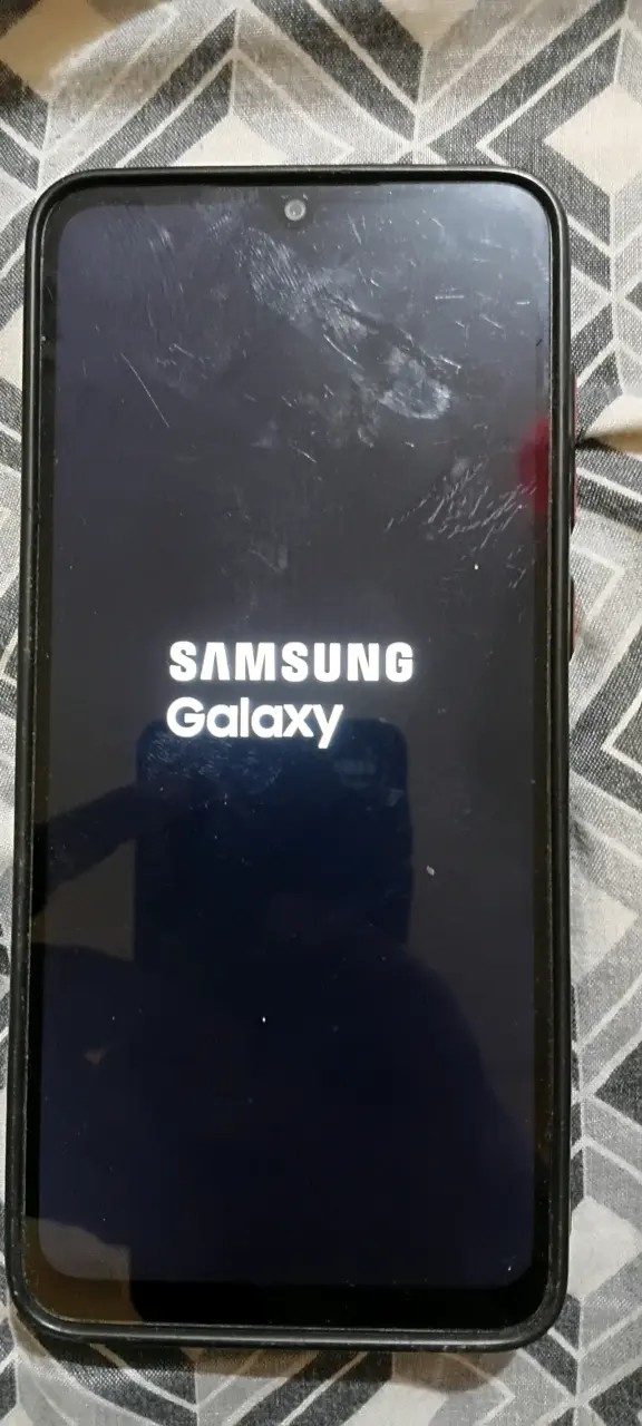 Samsung Galaxy en buen estado con pantalla grande - 1
