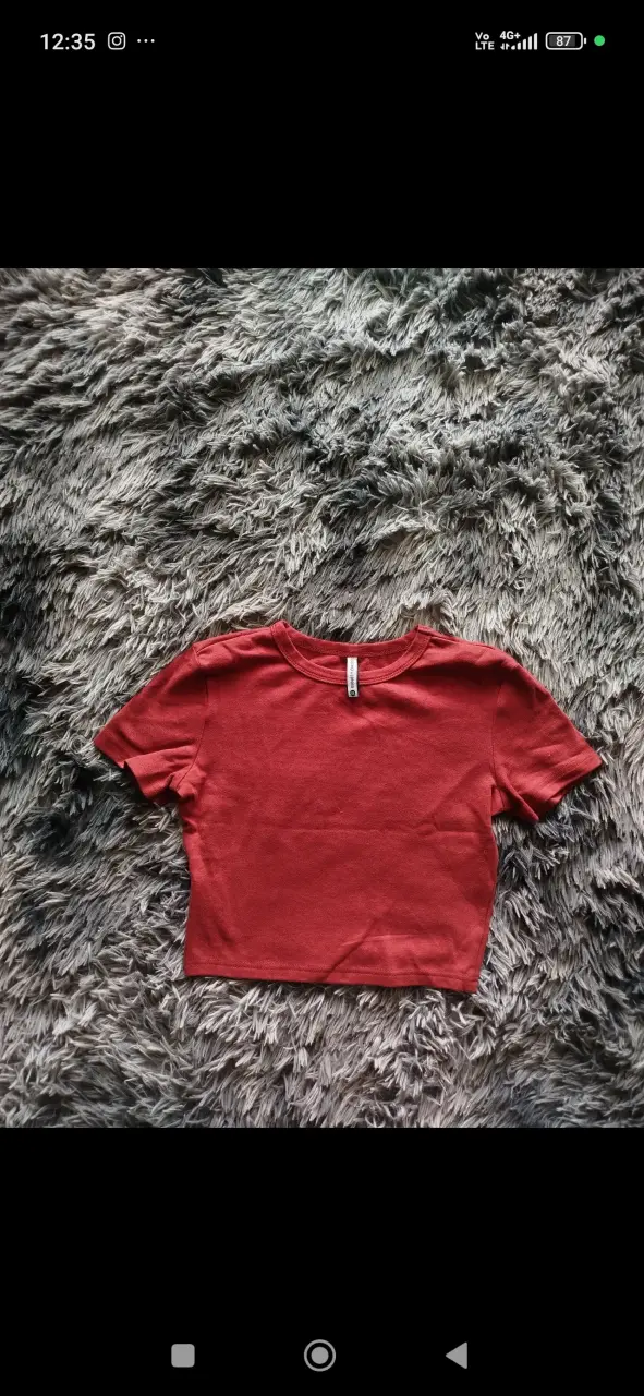 Polera corta roja de algodón talla XS