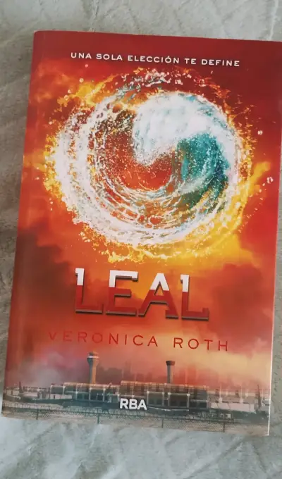 'Leal' de Veronica Roth - miniatura 1