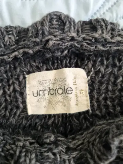 Suéter de lana gris Umbrale para mujer - miniatura 3