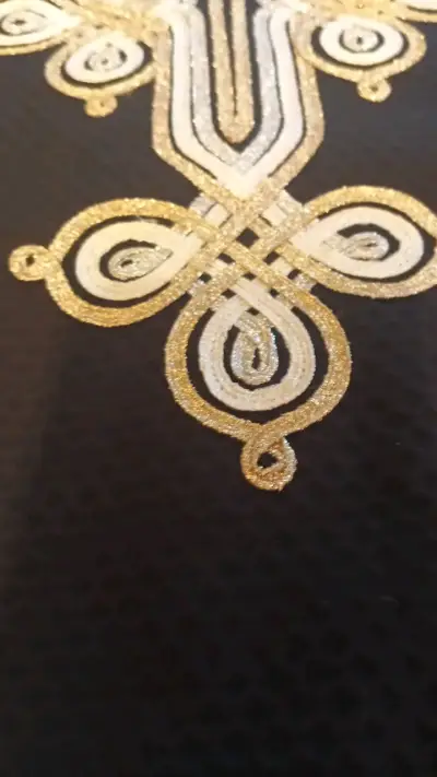 Vestido negro con bordado dorado Lilly Pulitzer - miniatura 3