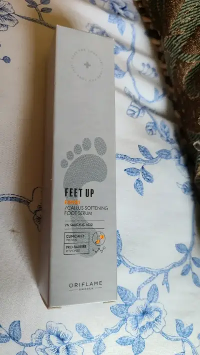 Sérum suavizante para pies Oriflame Feet Up Expert - miniatura 1