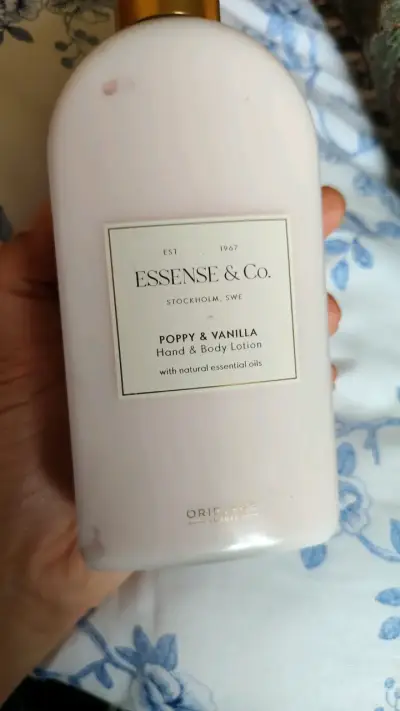 Loción de Manos y Cuerpo Essense & Co. Amapola y Vainilla - miniatura 1