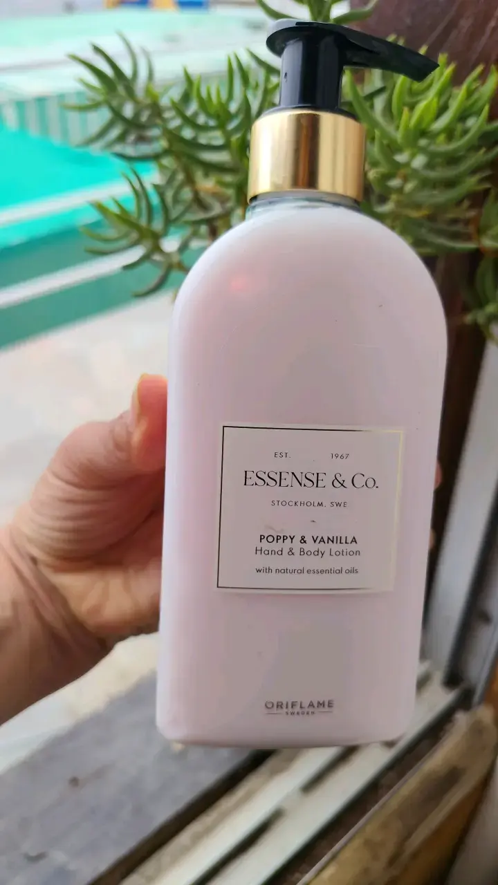 Loción de Manos y Cuerpo Essense & Co. Amapola y Vainilla - 5