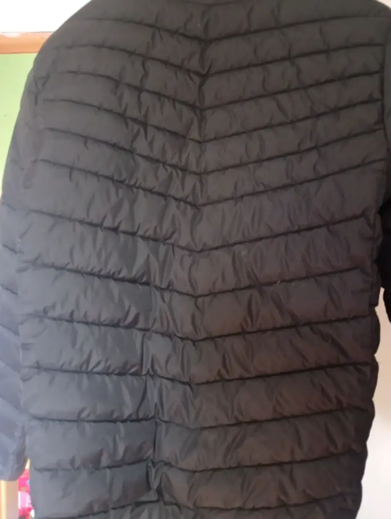 Chaqueta acolchada negra para hombre - 6