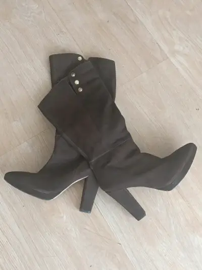 Botas de tacón  Cacharel café chocolate - miniatura 2