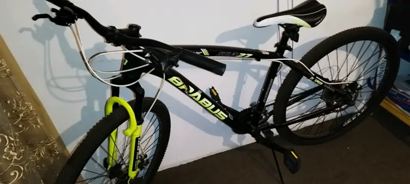 Bicicleta Brabus Blackfox 27 con asiento infantil - 2
