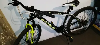 Bicicleta Brabus Blackfox 27 con asiento infantil - miniatura 2