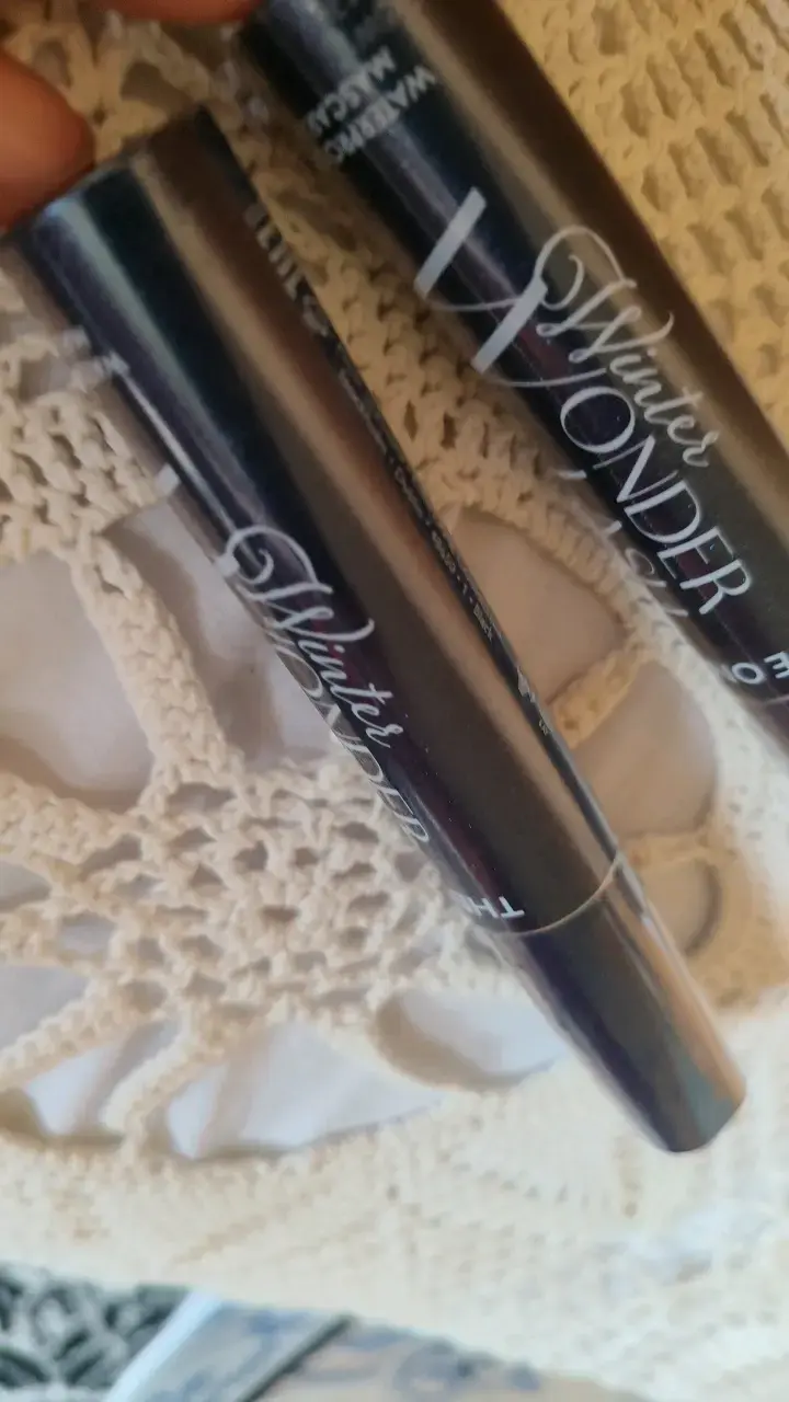 Máscara de Pestañas Wonder Lash Negra - 2