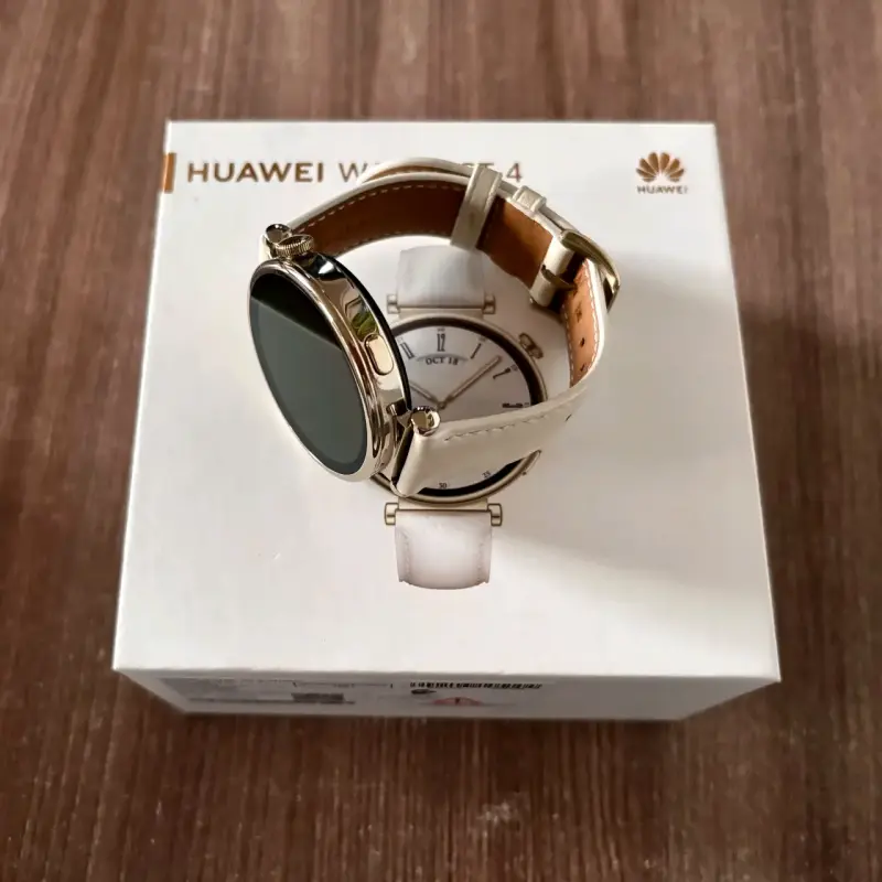 Smartwatch Huawei Watch GT 4 con cargador - 2