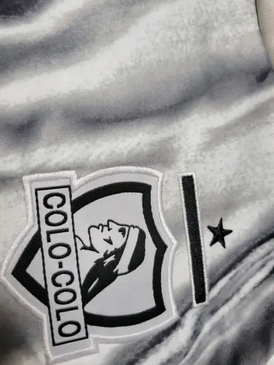 Camiseta Colo-Colo edición especial 2026 - miniatura 6