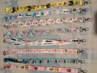 Lanyards con diseños de superhéroes y personajes - miniatura 3