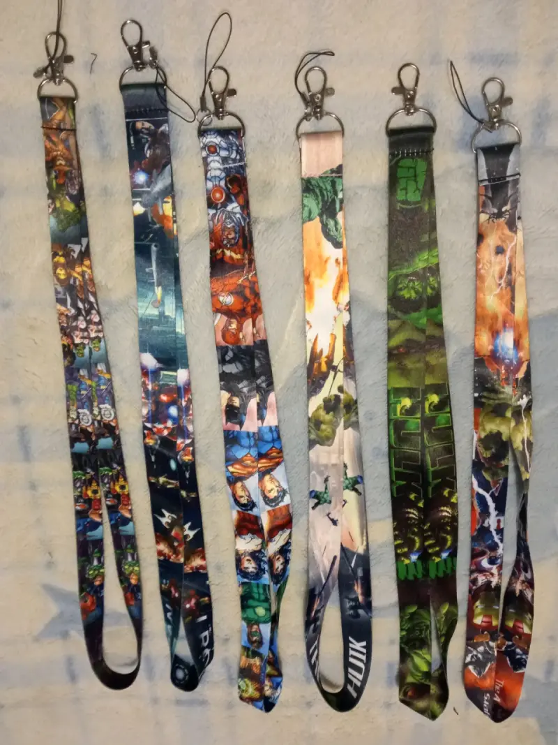 Lanyards con diseños de superhéroes y personajes - 5