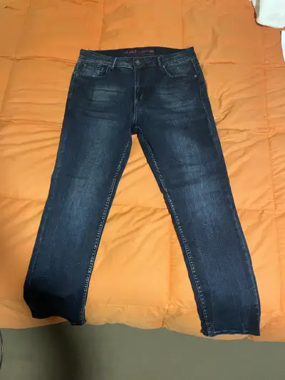 Jeans azul oscuro para hombre talla 44 - miniatura 1