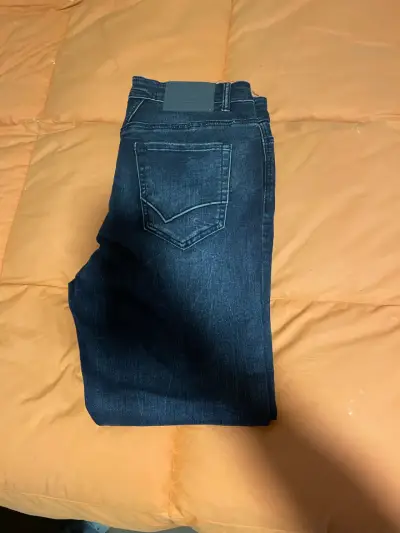 Jeans azul oscuro para hombre talla 44 - miniatura 2
