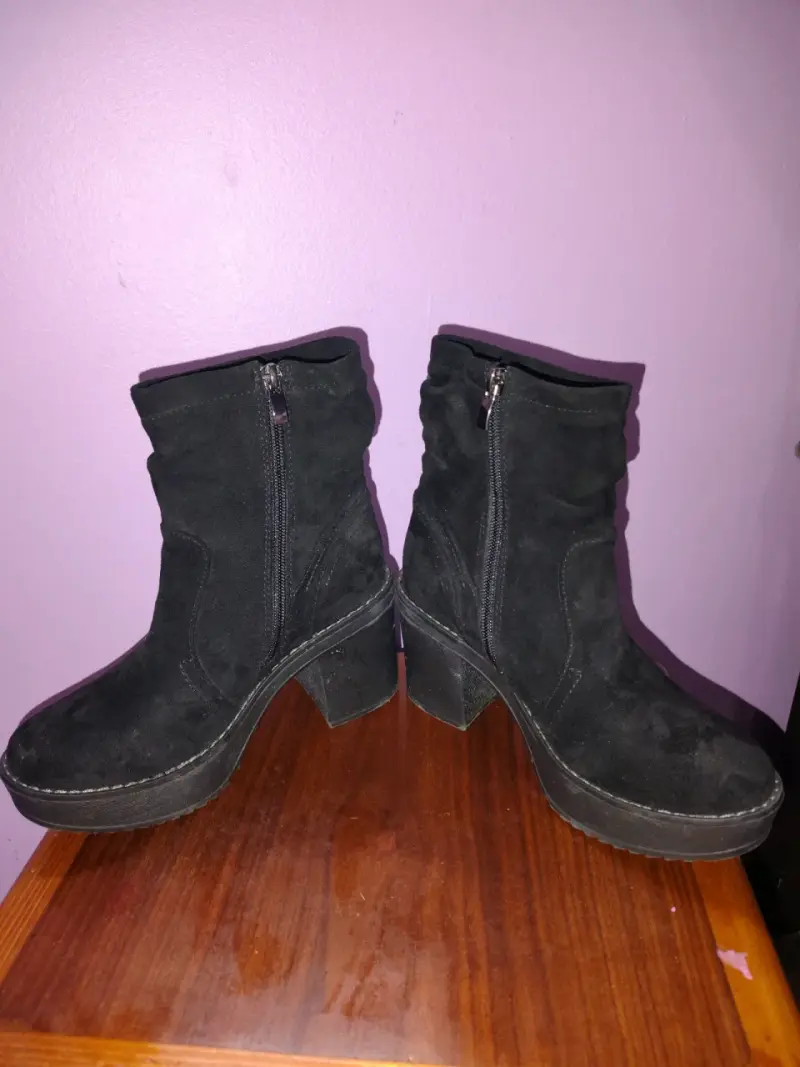 Botines de gamuza negros con tacón grueso - 3