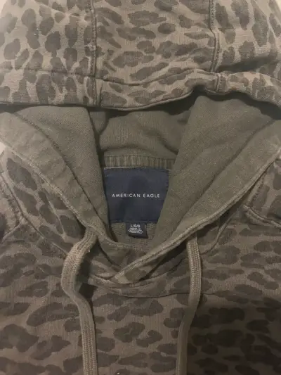 Polerón con capucha estampado leopardo American - miniatura 2