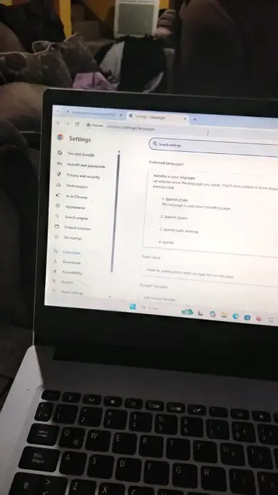 Laptop Asus en buen estado con Intel Inside - miniatura 3