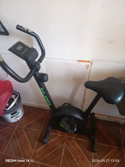 Bicicleta estática Biosports con monitor - miniatura 4