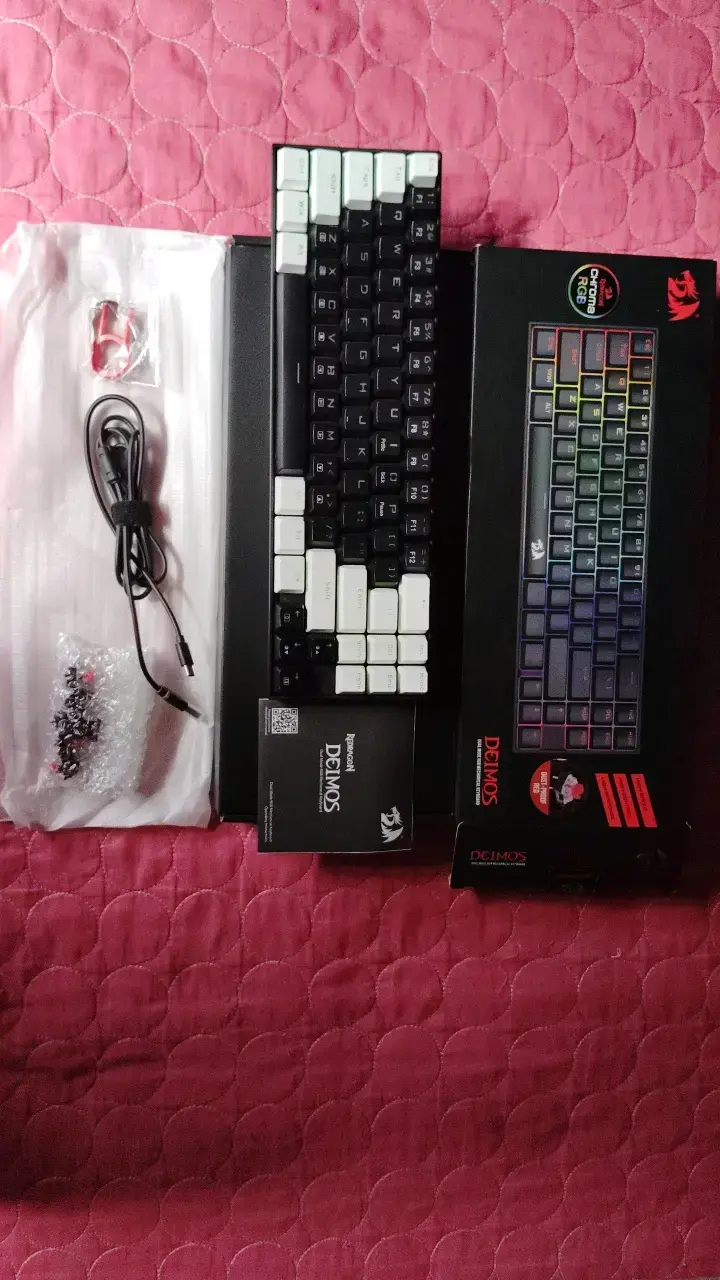 Teclado mecánico Redragón K599 Deimos - 1
