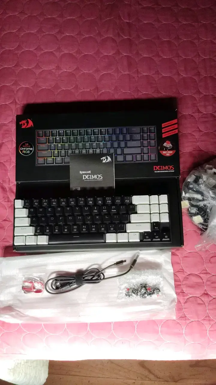 Teclado mecánico Redragón K599 Deimos - 2