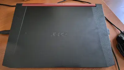 Laptop Acer Nitro 5 RTX 2060 - miniatura 4