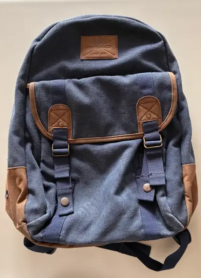 Mochilas y bolsos (varios y buen estado) - miniatura 3