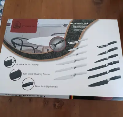 Set de cuchillos antiadherentes Everrich 7 piezas - miniatura 1