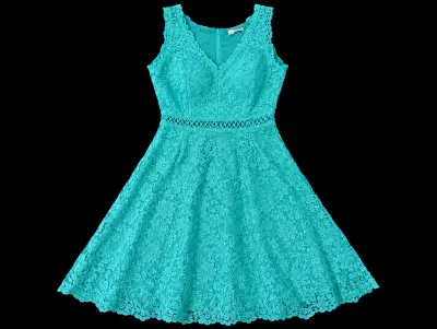 Vestido de encaje rosa y negro elegante - miniatura 2