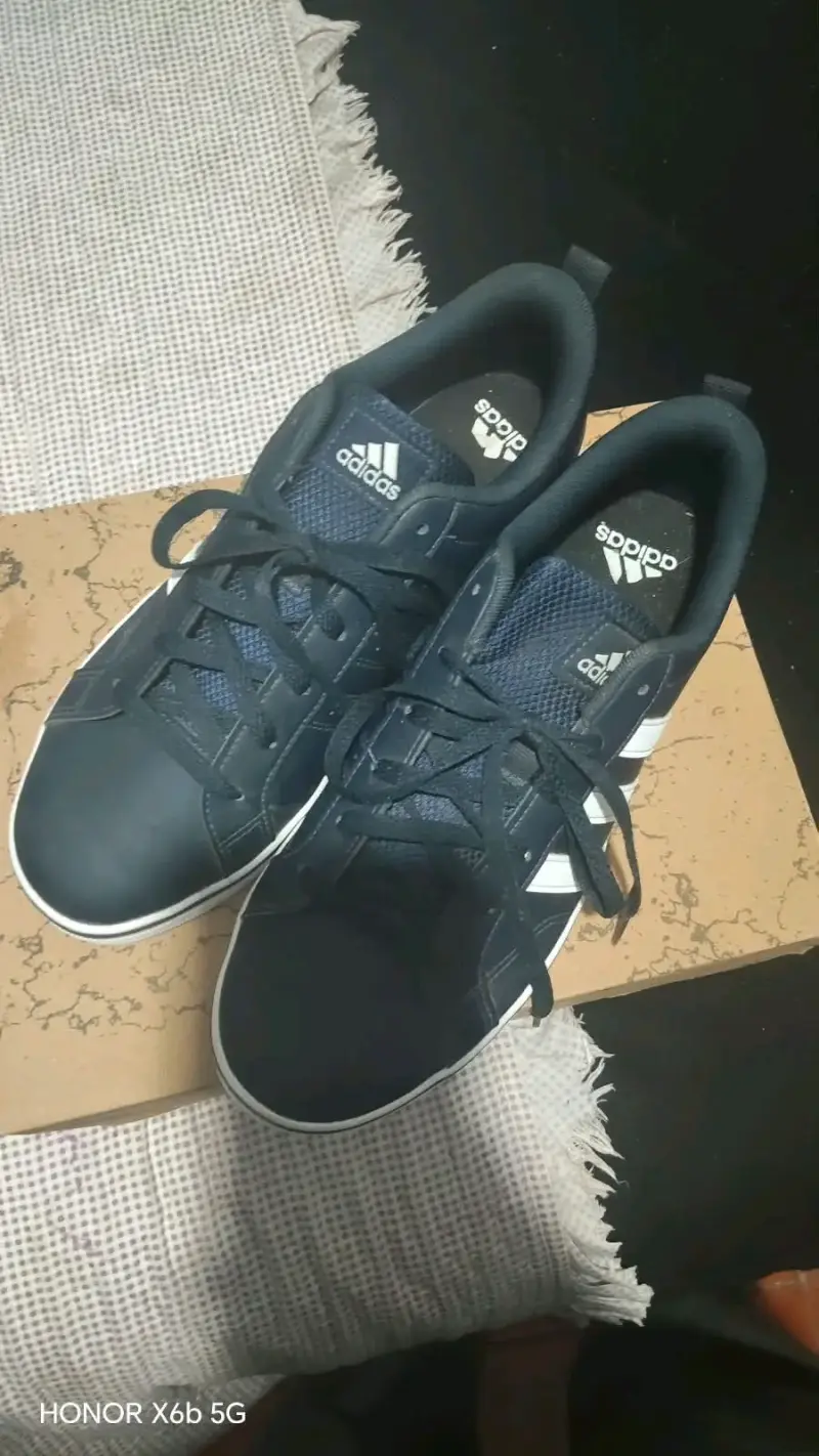 Zapatillas originales para hombre talla 42 (precio - 3