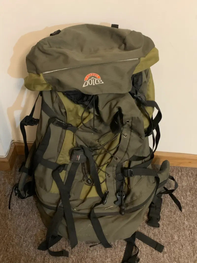 Mochila de senderismo Doite verde con múltiples bolsillos - 1