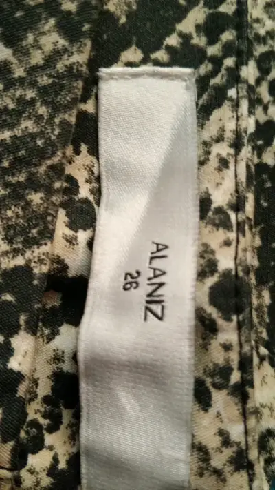 Pantalones estampado serpiente Alaniz talla 26 - miniatura 2