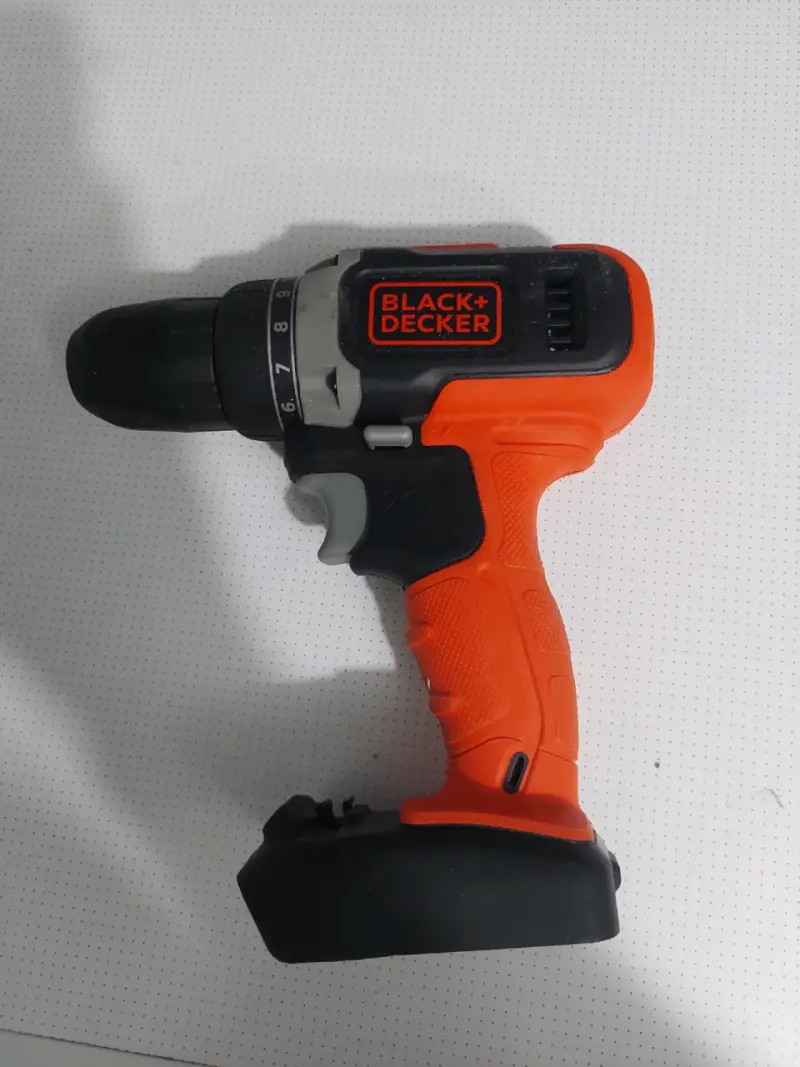 Taladro Inalámbrico Black+Decker sin batería - 1