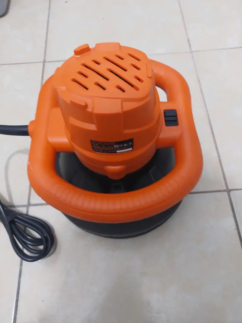 Pulidora de Autos Black+Decker - 4