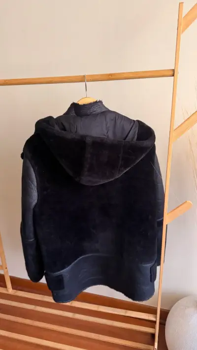 Chaqueta Negra Bimba y Lola con Capucha - miniatura 2