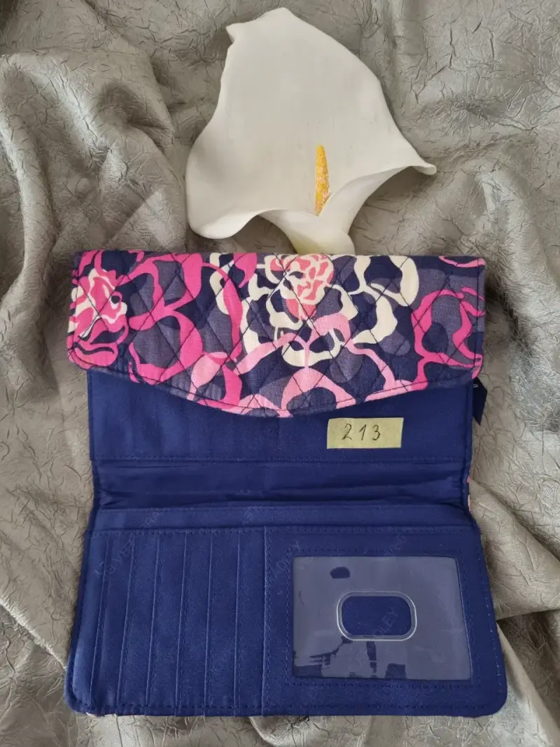 Cross y/o billetera. Vera Bradley - 3