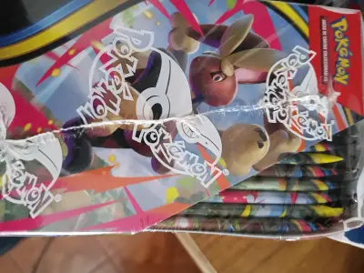 Caja de cartas Pokémon Fantasmas Luminosos sellada - miniatura 3