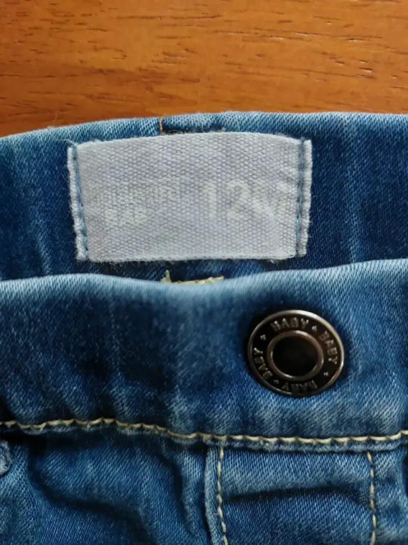 Conjunto de jeans y suéter para bebé niña - 6